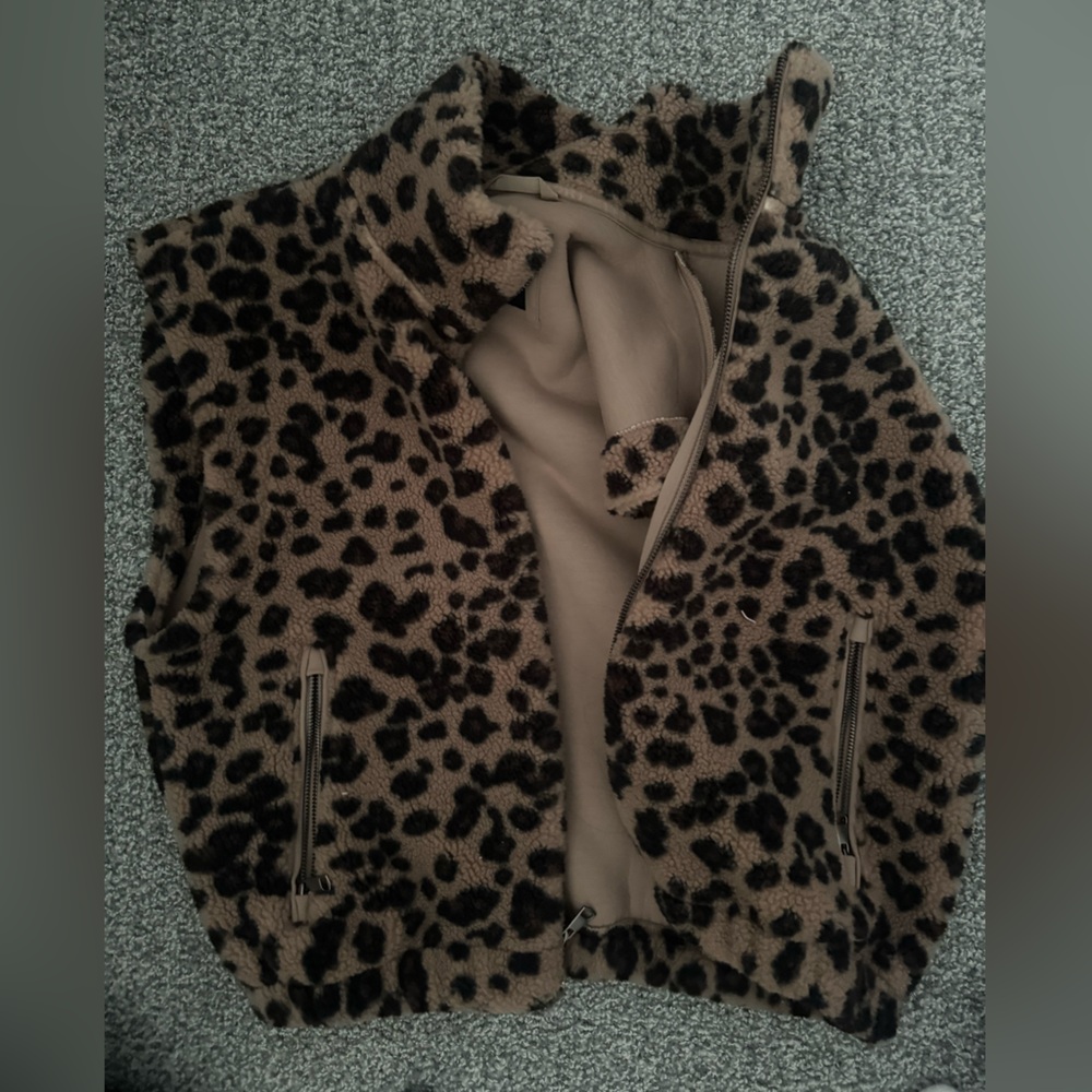 Abercrombie vest